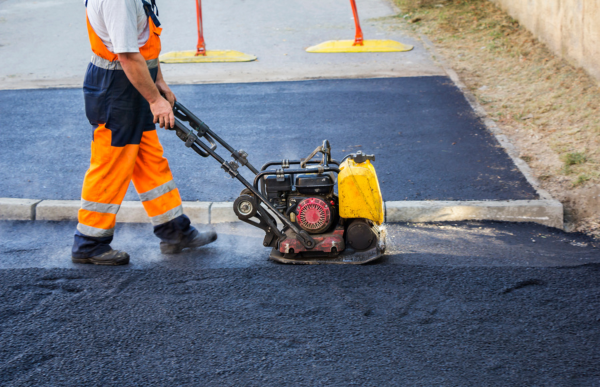 asphalt paver